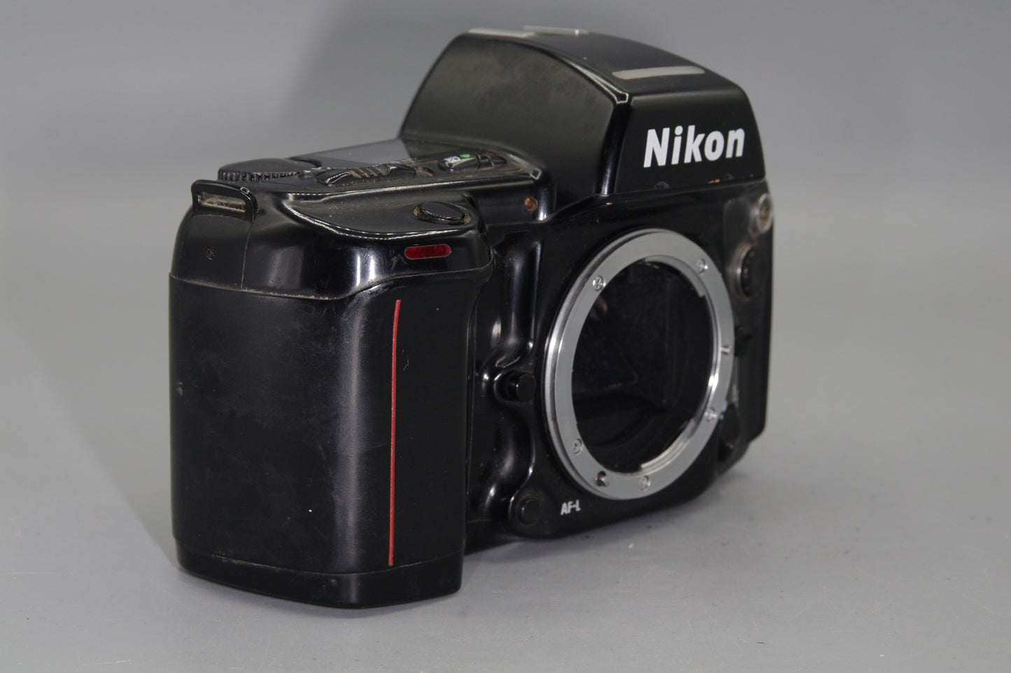 Nikon F90 AF 35mm SLR