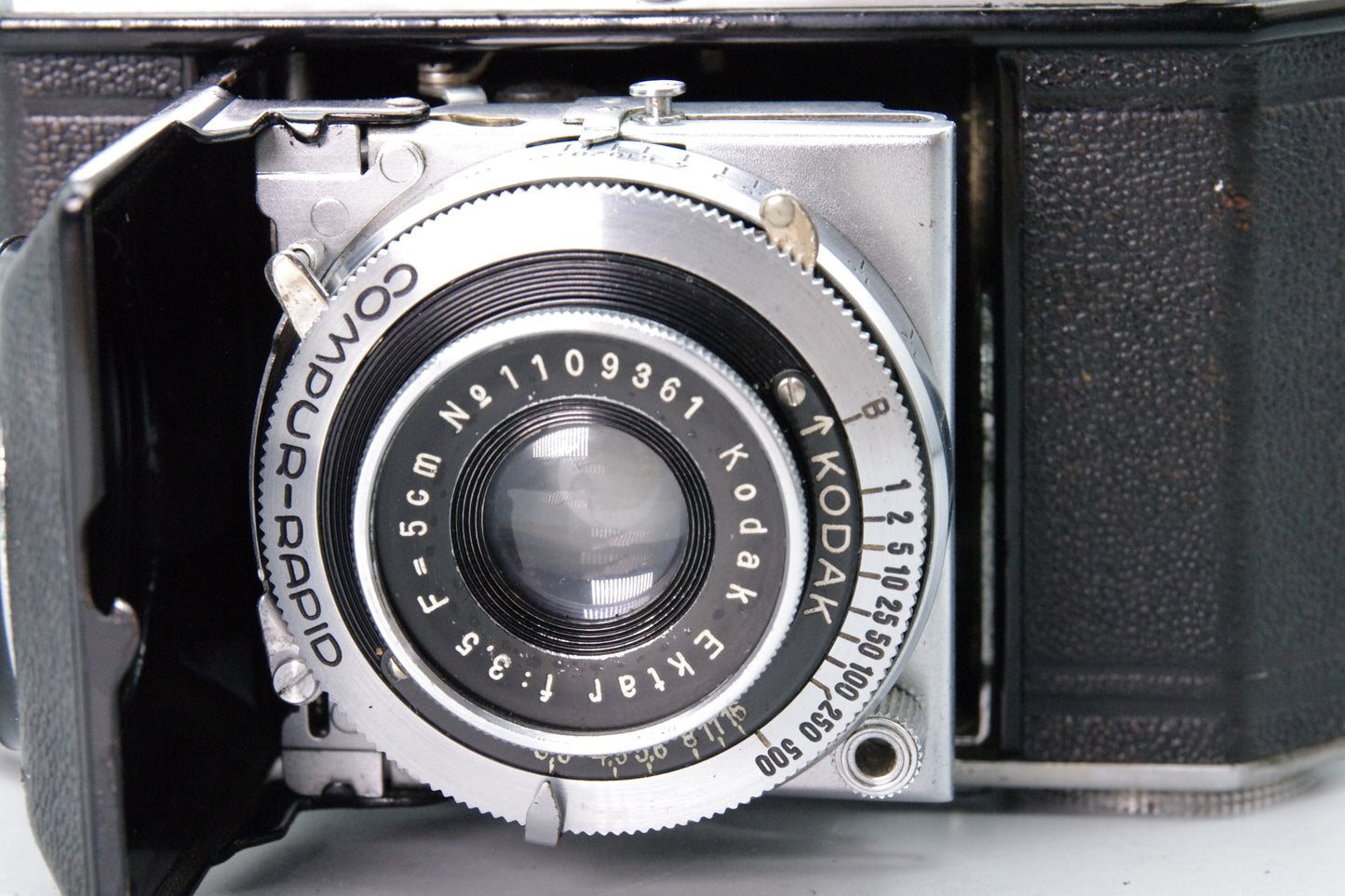 Kodak Retina II Type 142 Folding Rangefinder Camera – 5cm f/3.5 – Minor Haze