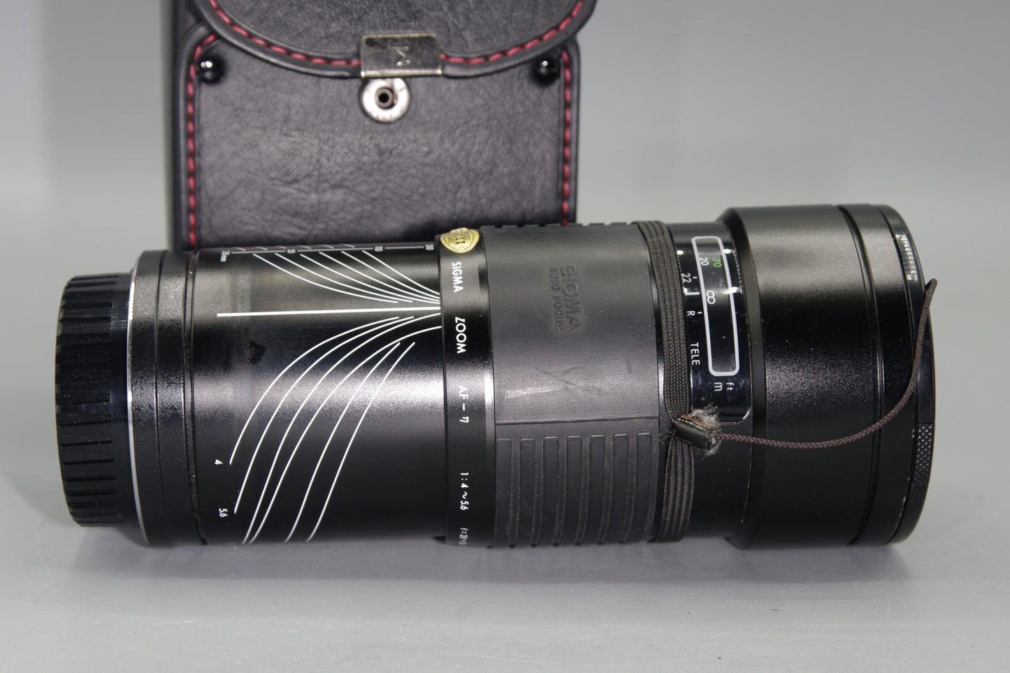 Sigma AF 28-200mm F/4-5.6 Lens - Minolta A Mount - Excellent