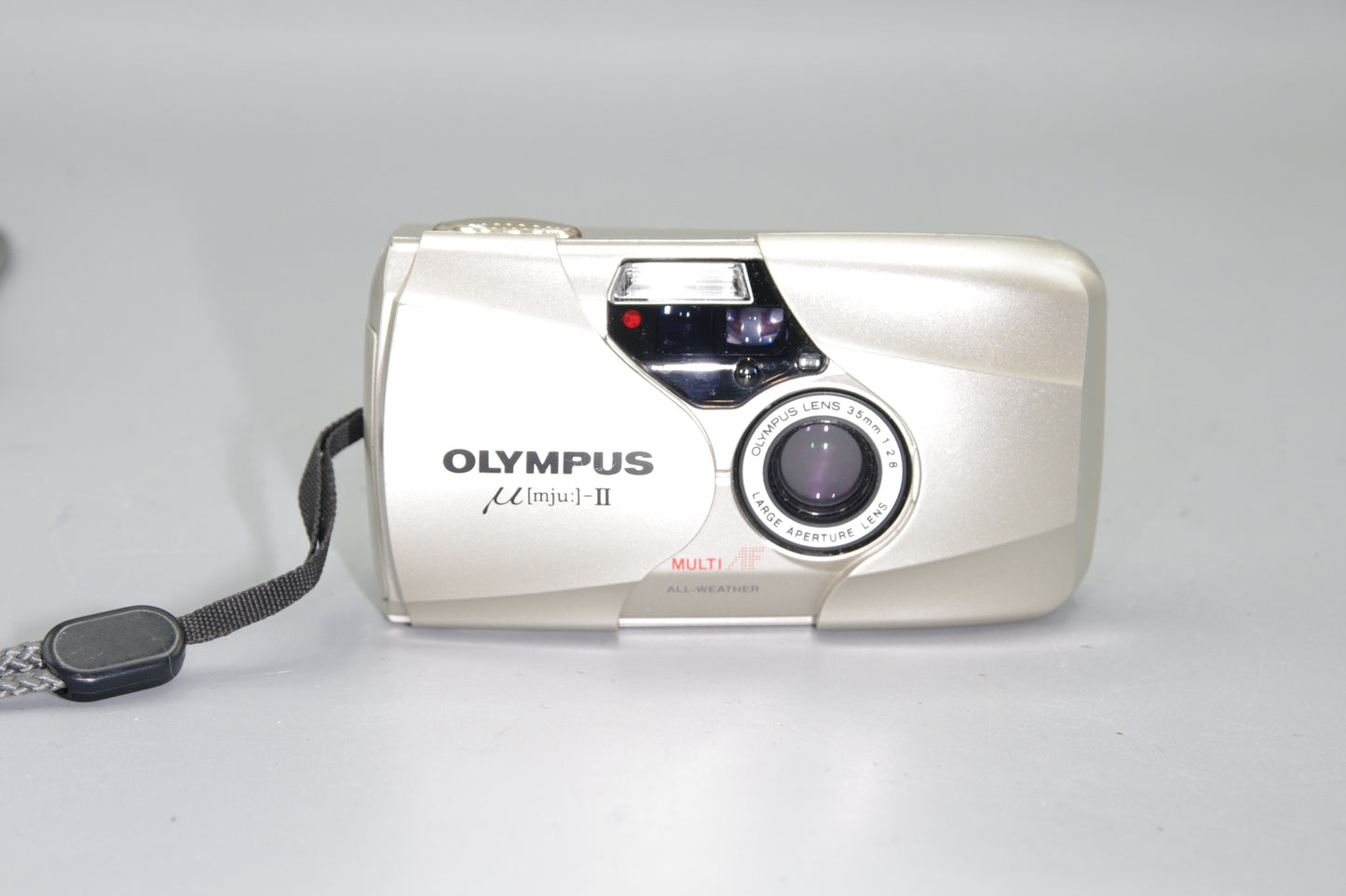 Olympus MJU II Ultra Compact 35mm Camera with 35mm F/2.8 Lens and case