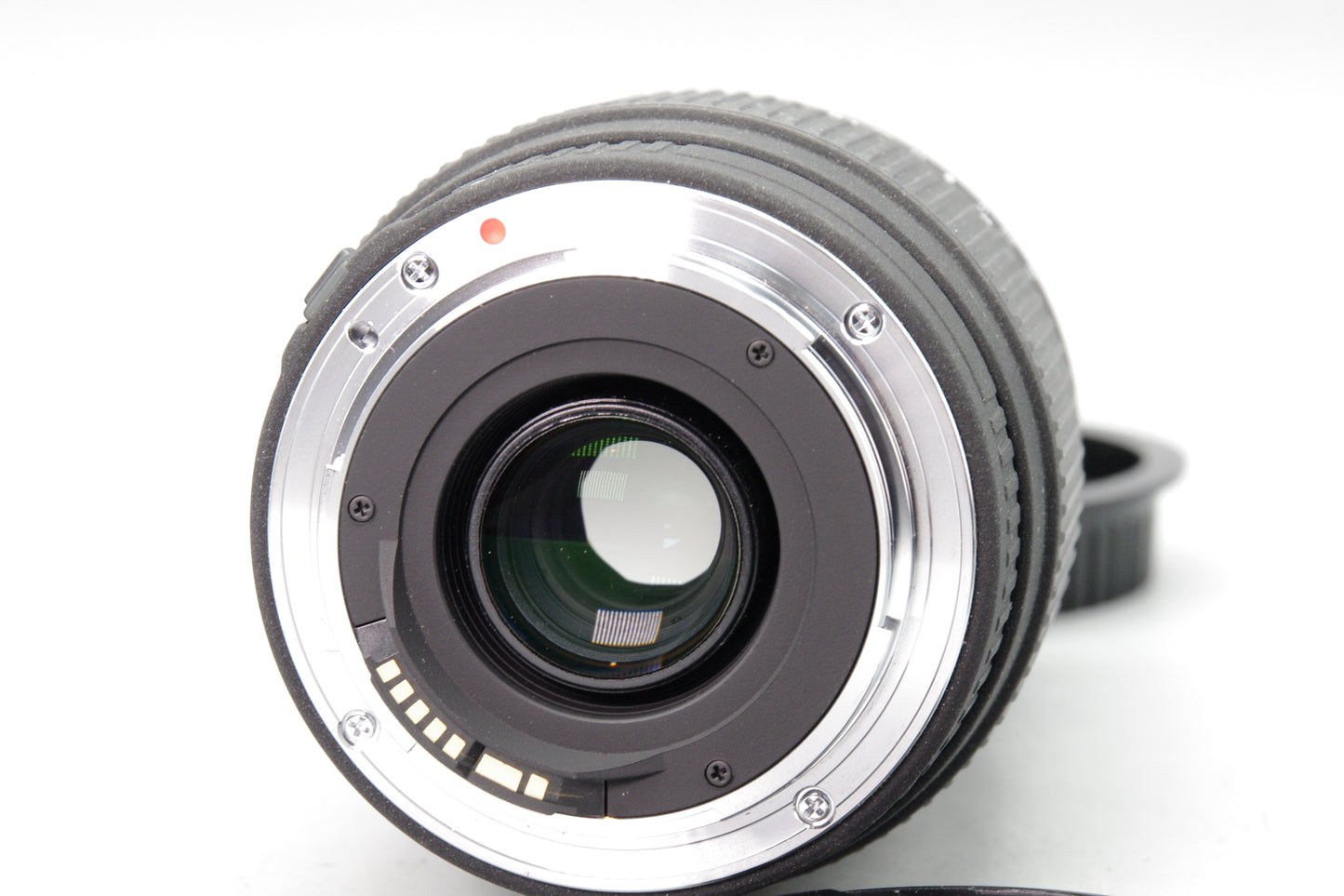 Sigma 70–300mm f/4–5.6 DG APO AF Lens – Sony A Mount – Caps Included VGC
