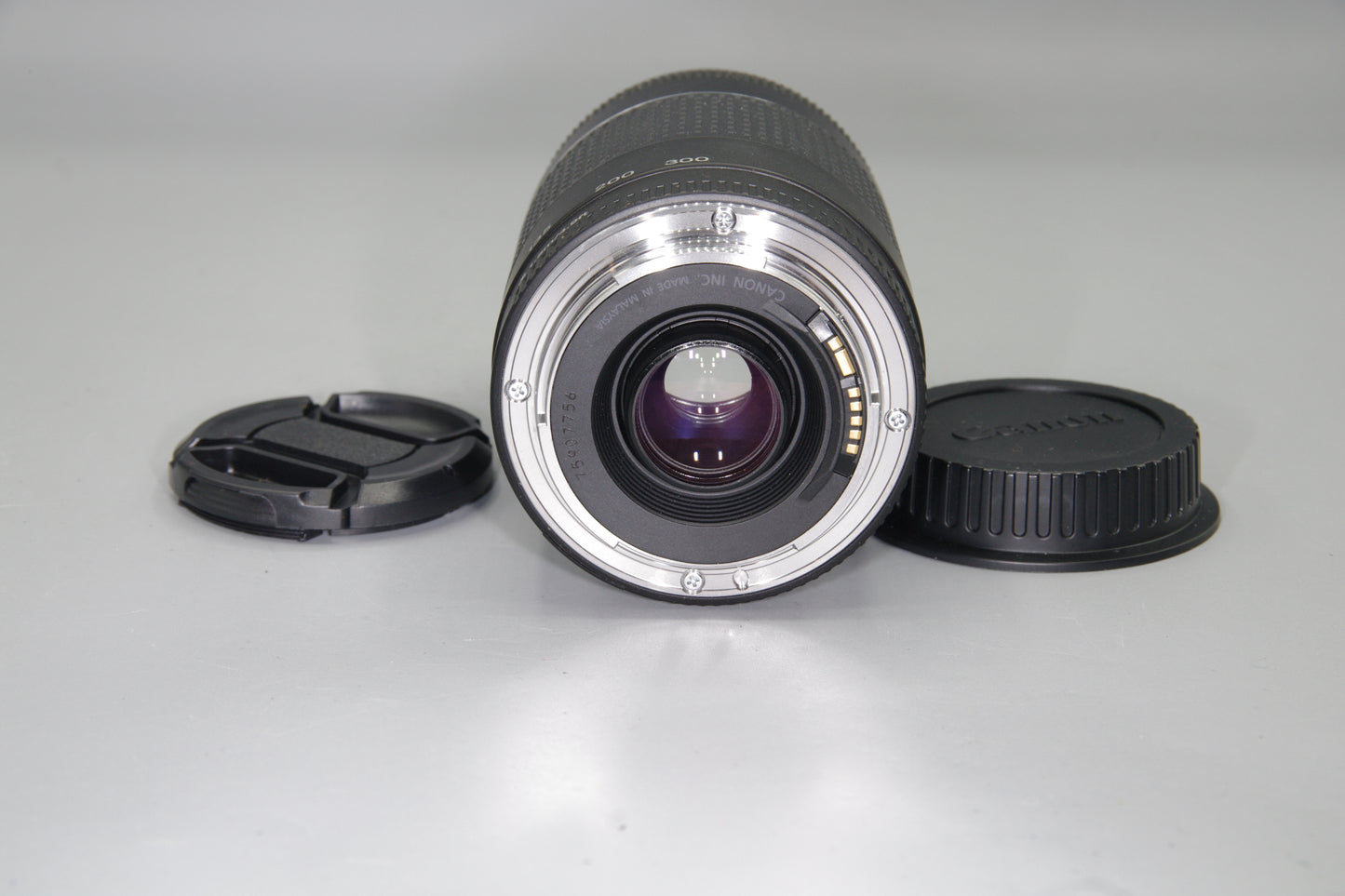 Canon 75-300mm F/4-5.6 III EF Mount Zoom Lens (Non-USM Model) - VGC
