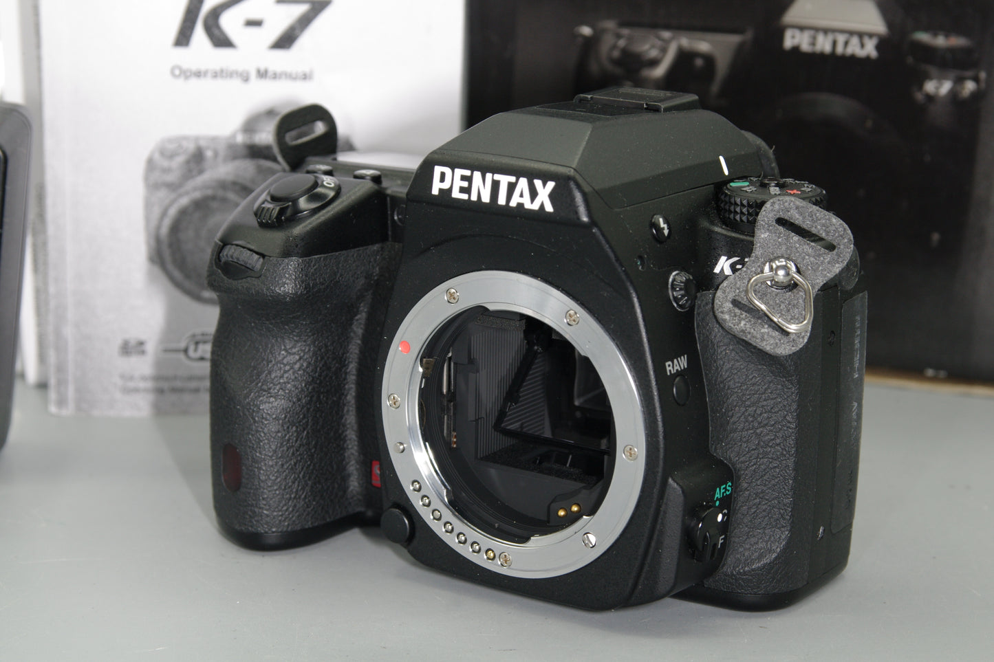 Boxed Pentax K-7 14.6MP DSLR, Mint Condition - S/C 2167