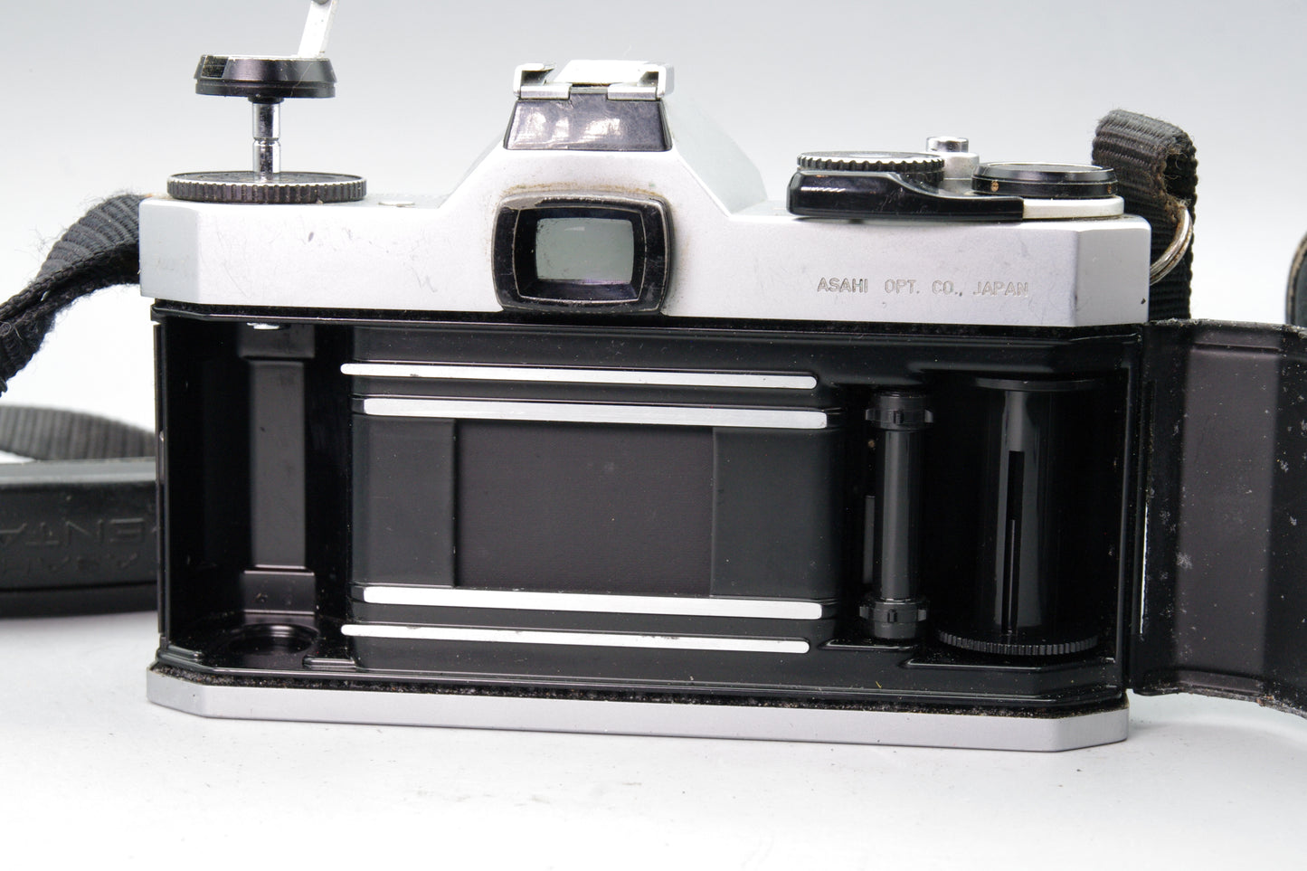 Pentax KM 35mm SLR + 50mm f/2 Lens – Meter Not Working – Fully Mechanical