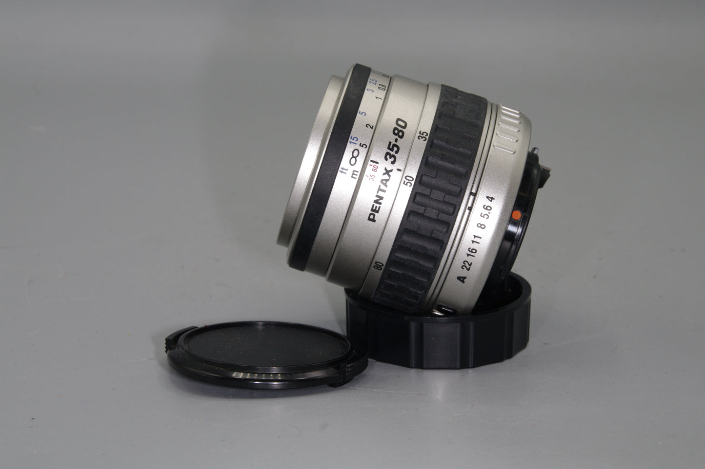 SMC Pentax-FA 35-80mm F/4-5.6 Auto Focus Zoom with both caps - PKAF Mount