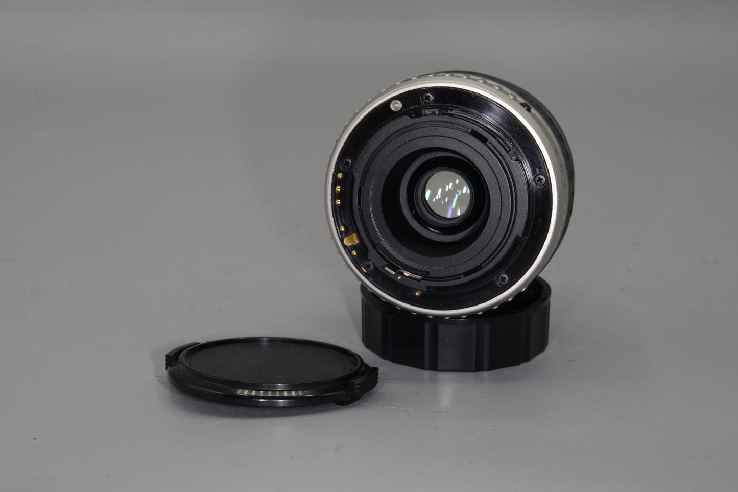 SMC Pentax-FA 35-80mm F/4-5.6 Auto Focus Zoom with both caps - PKAF Mount