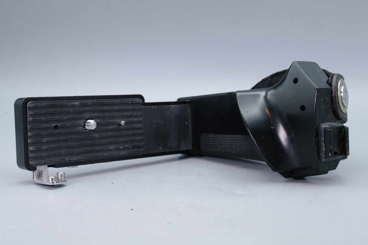 Mamiya M645 Pistol Grip – Genuine Mamiya – For M645 Series – Very Good Condition