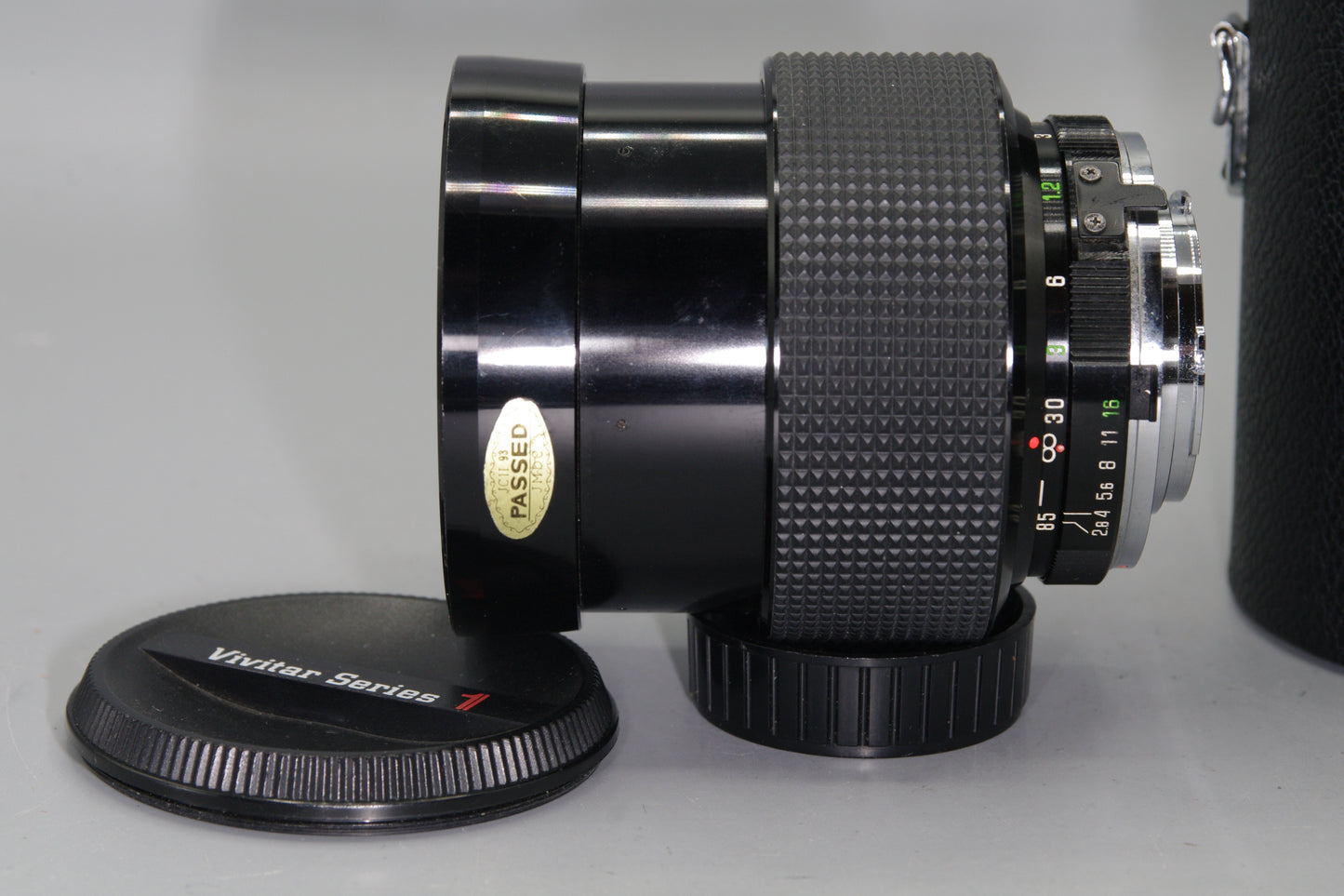 Vivitar Series 1 35-85mm F/2.8 Zoom Lens - Minolta MD Mount Excellent