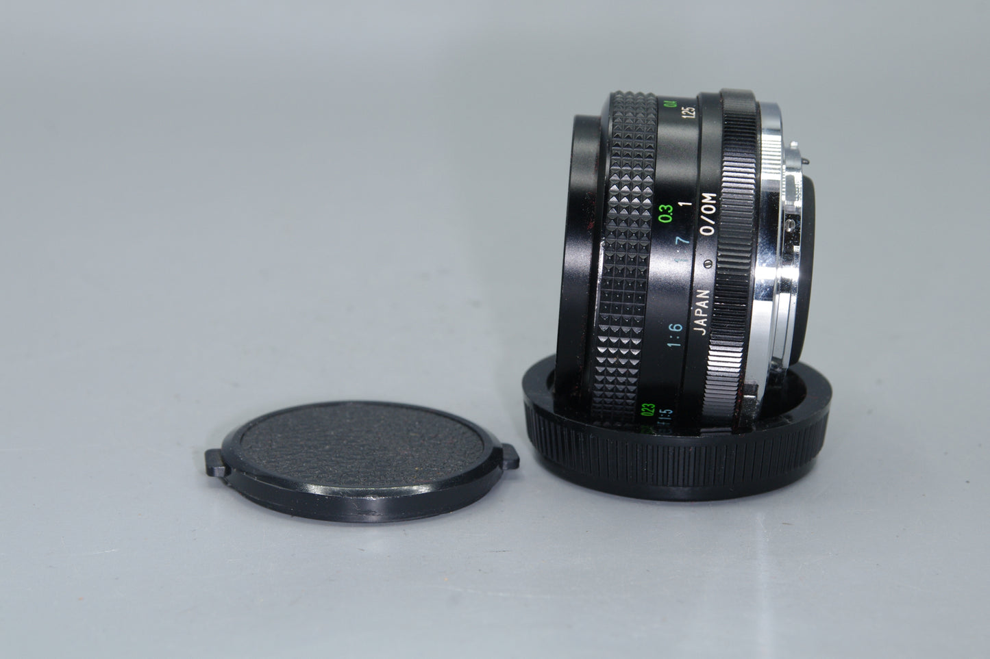 Vivitar 28mm F/2.8 Close Focus Wide Angle Lens - Olympus OM Mount