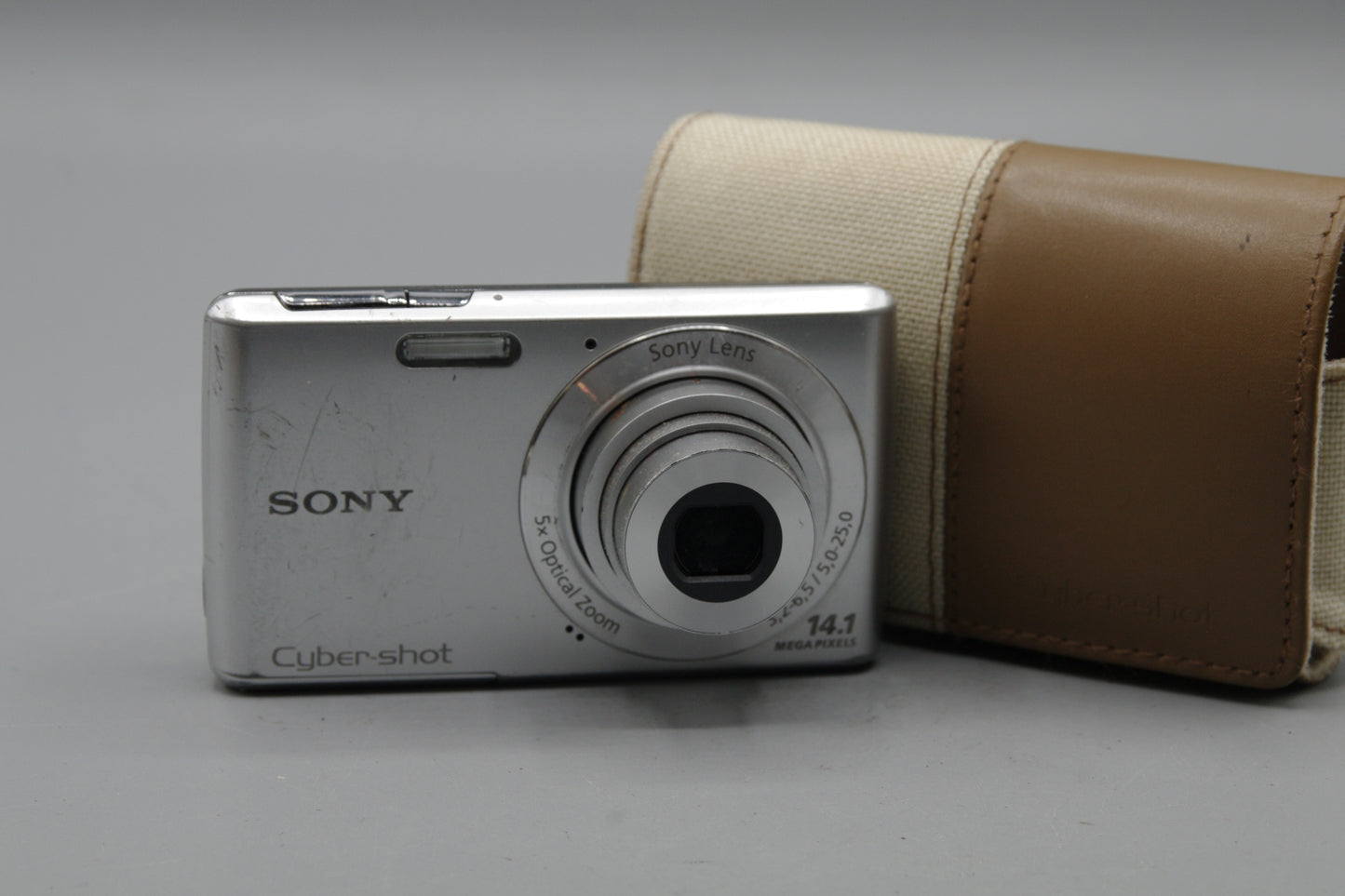 Silver Sony Cybershot DSC-W620 14.1MP Compact Camera and Case