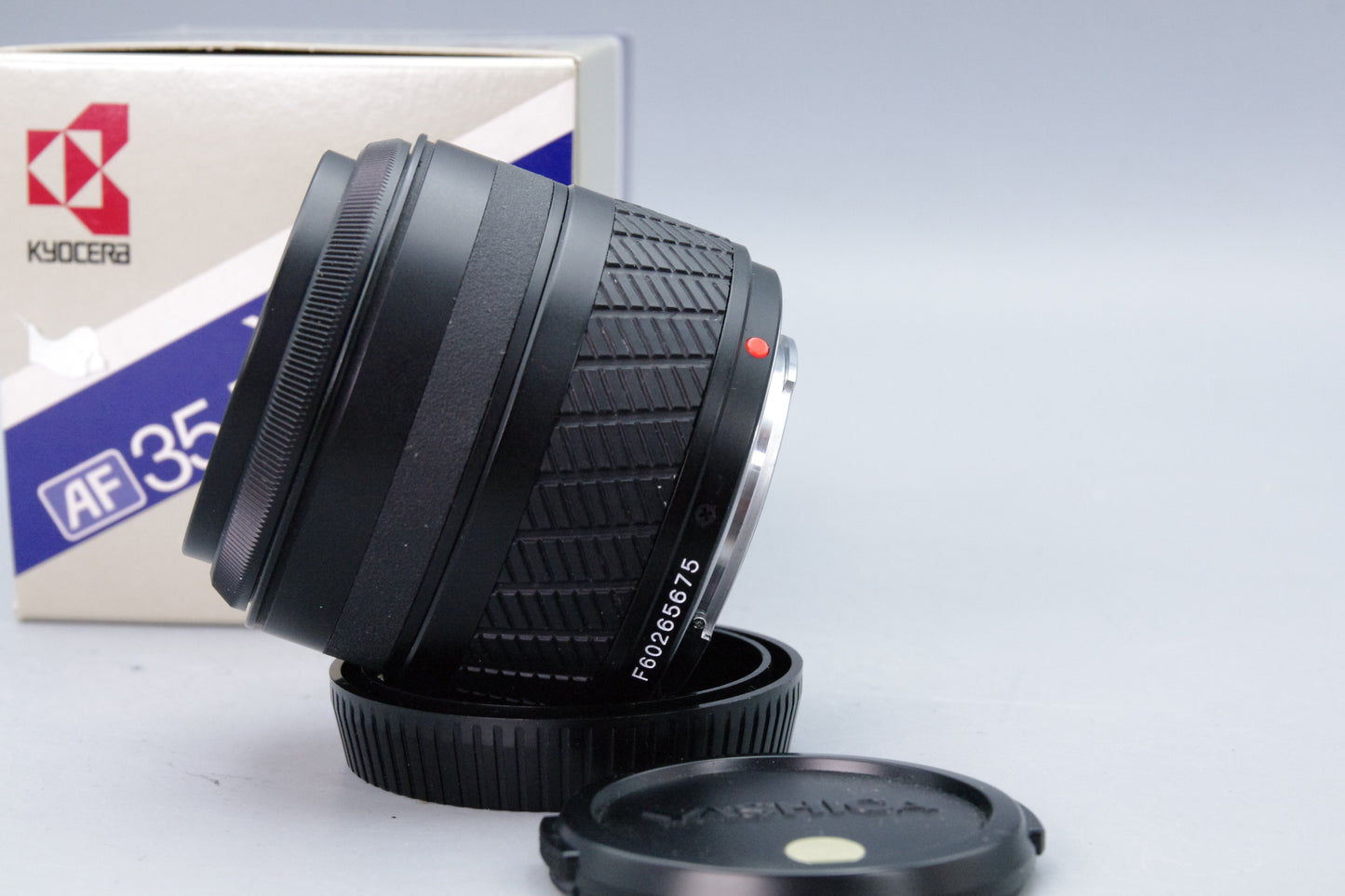 Yashica 35–70mm f/3.3–4.5 AF Zoom Lens – Contax/Yashica Mount – Excellent