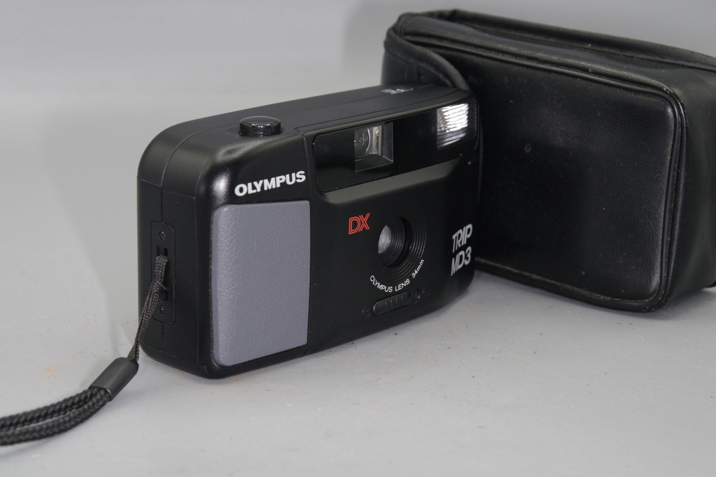 Olympus Trip MD2 35mm Compact Camera - Nice Condition- tested & working