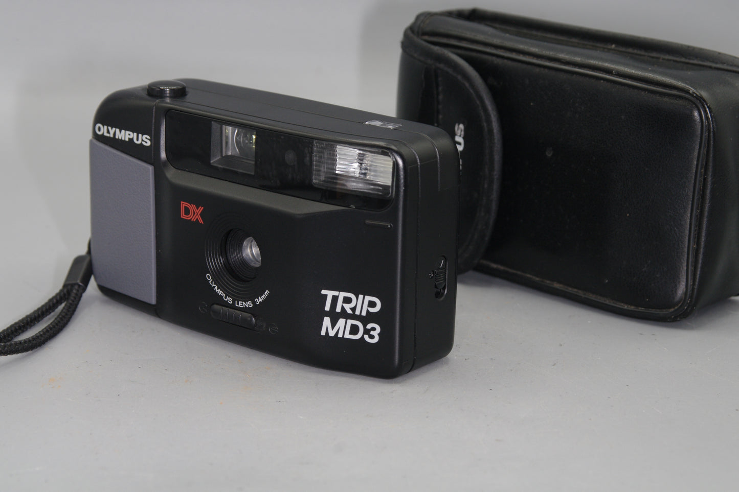 Olympus Trip MD2 35mm Compact Camera - Nice Condition- tested & working