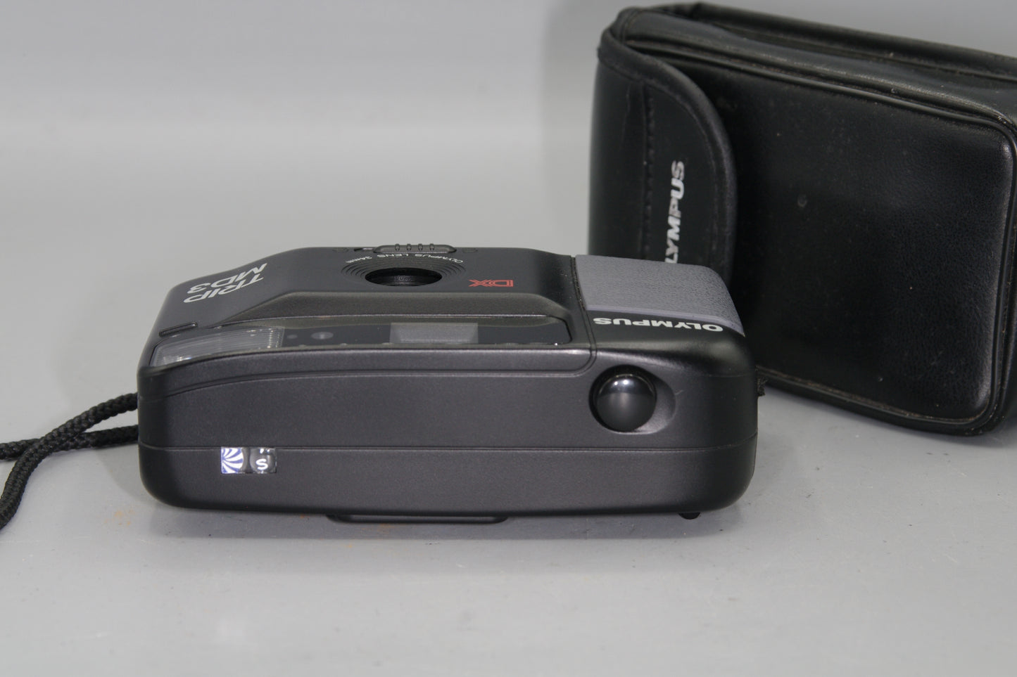 Olympus Trip MD2 35mm Compact Camera - Nice Condition- tested & working