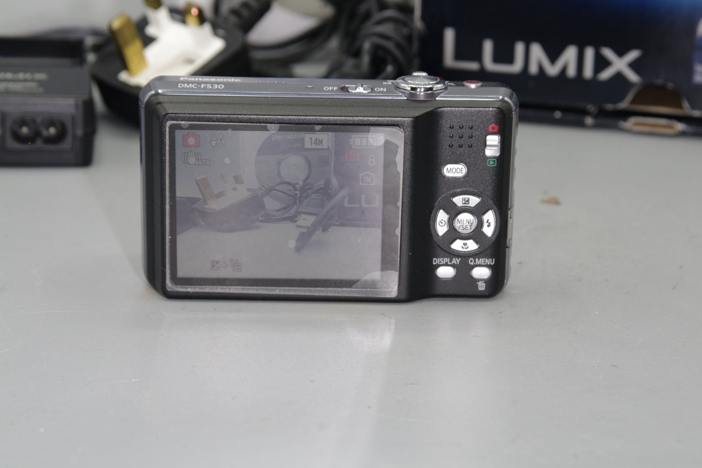 Panasonic Lumix DMC-FS30 14MP Digital Compact Excellent Boxed