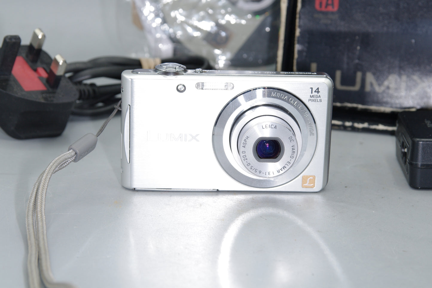 Panasonic Lumix DMC-FS16 14.1MP Digital Compact Excellent Boxed