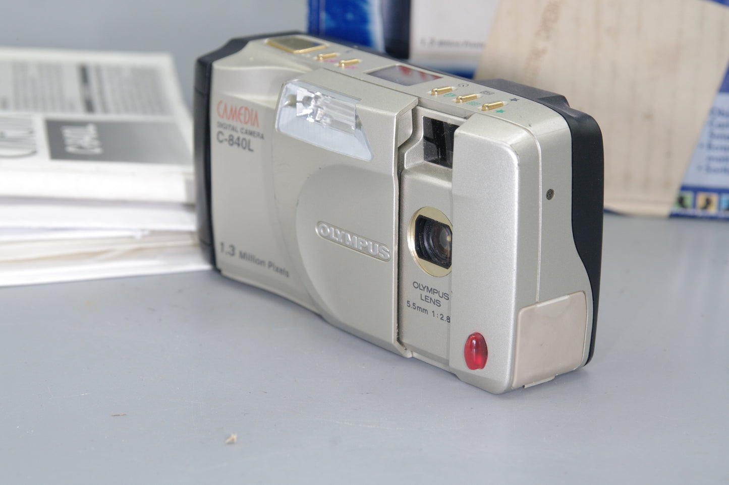 Olympus Camedia C-840L 1.3MP Digital Compact Camera - Boxed