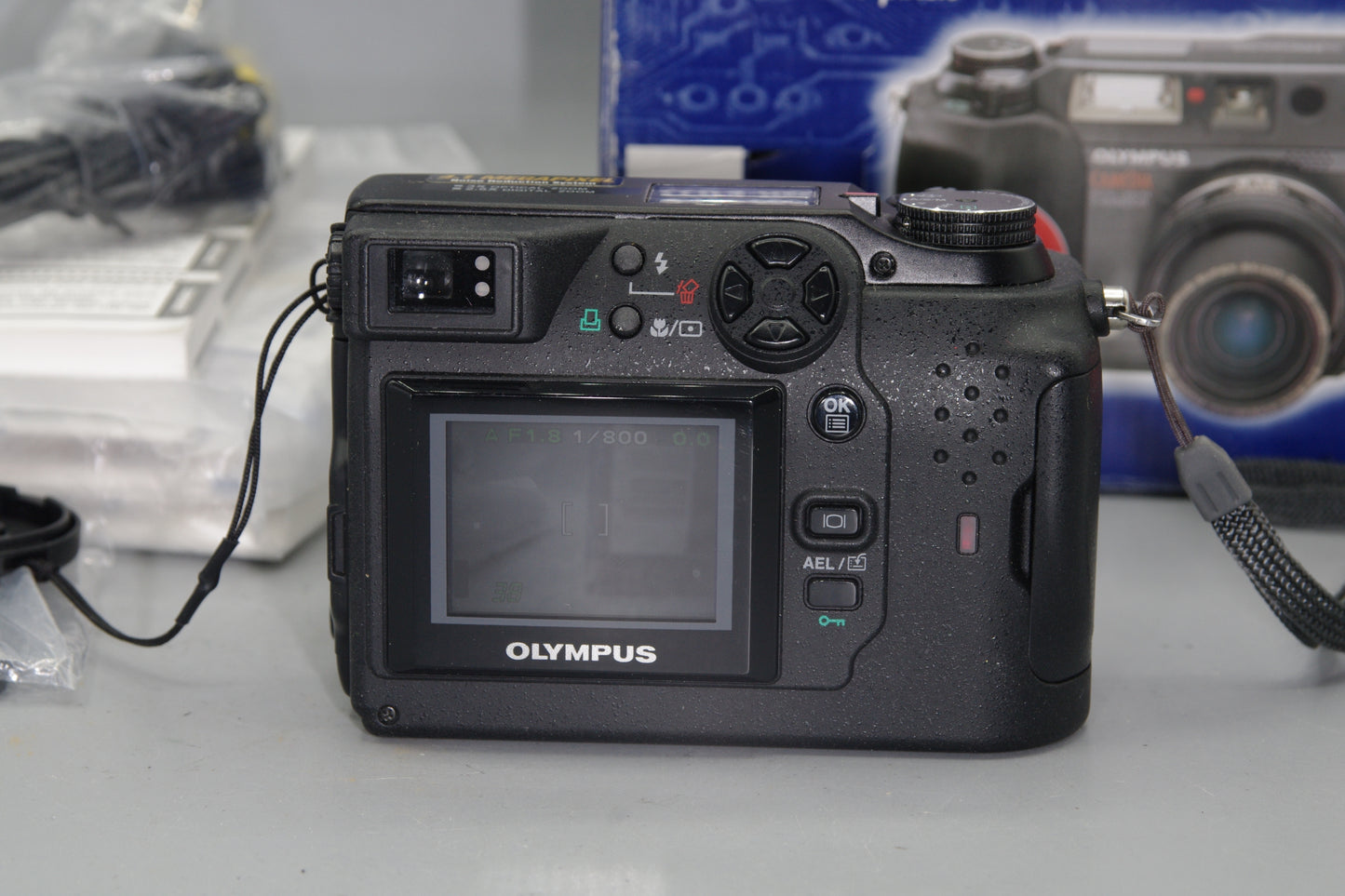 Olympus Camedia C-4040Zoom 4.1MP Digital Compact Camera - Boxed Excellent