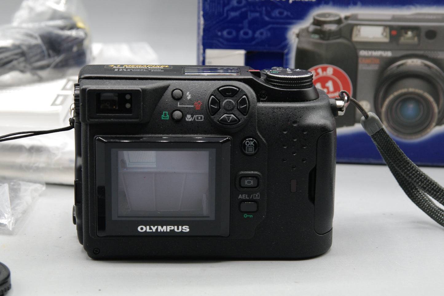 Olympus Camedia C-4040Zoom 4.1MP Digital Compact Camera - Boxed Excellent