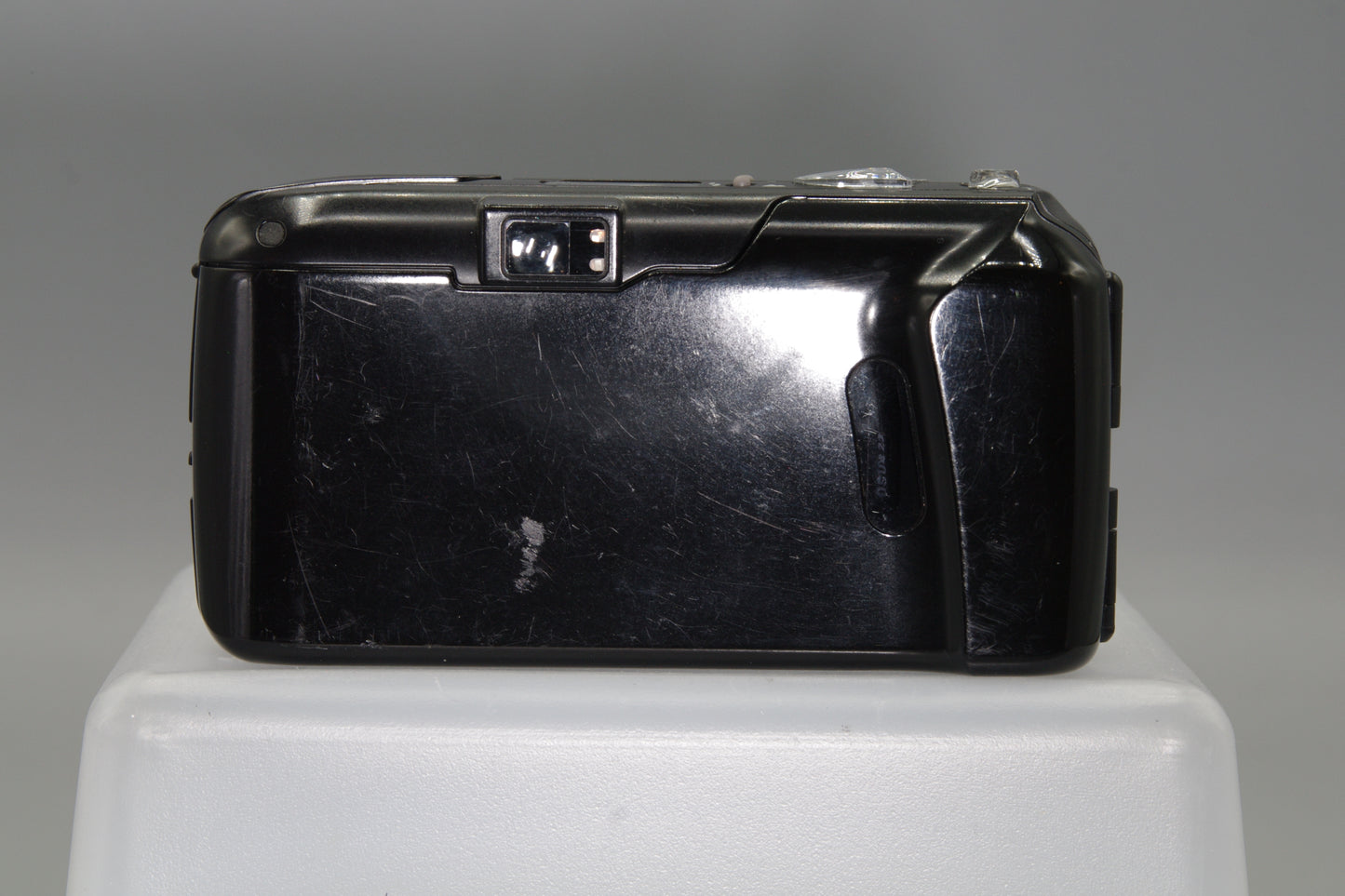 Olympus MJU Zoom II 80 Camera with 38-80mm Lens Excellent