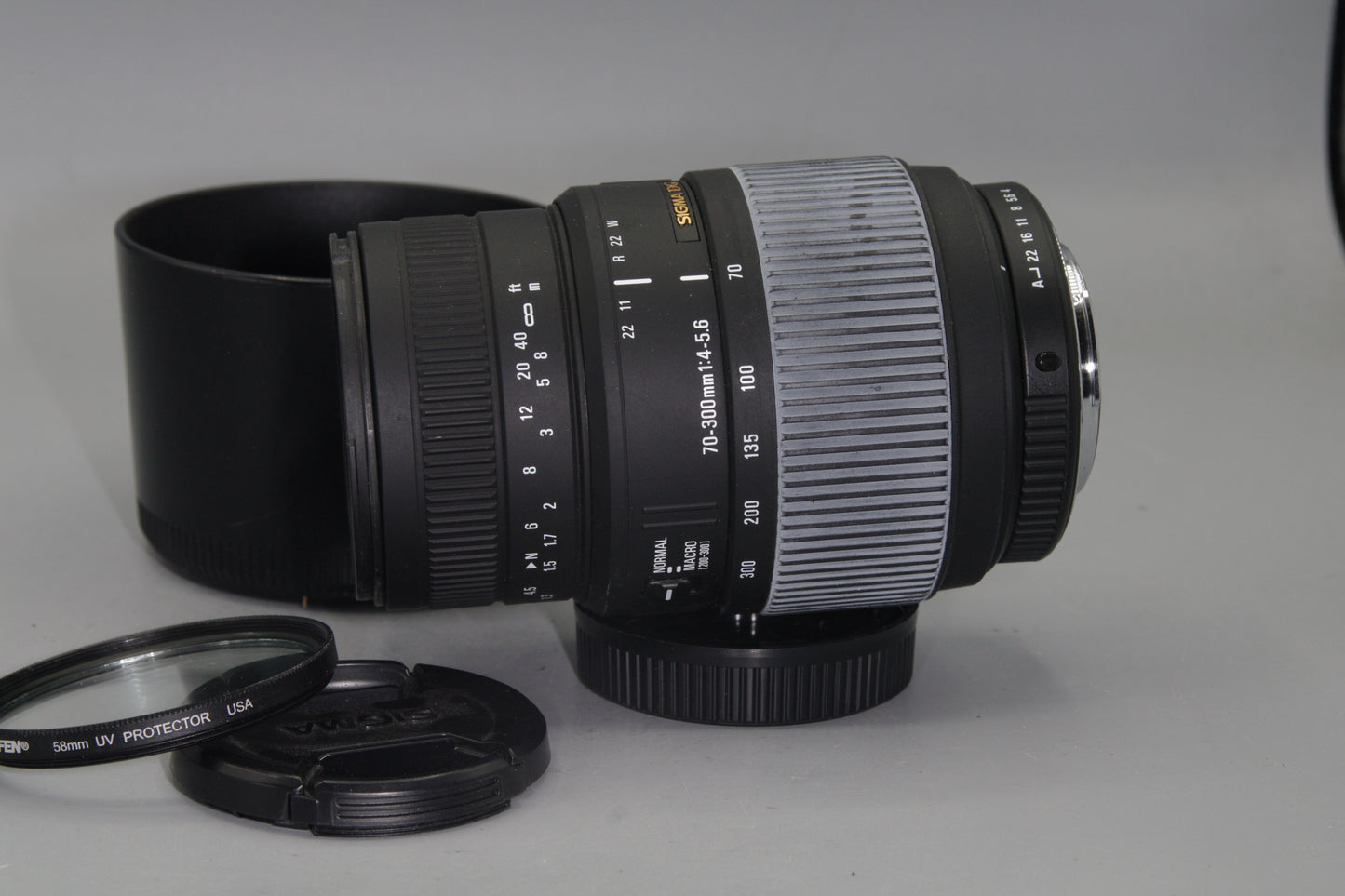 Sigma DG 70-300mm F/4-5.6 AF Zoom Lens Pentax K Mount