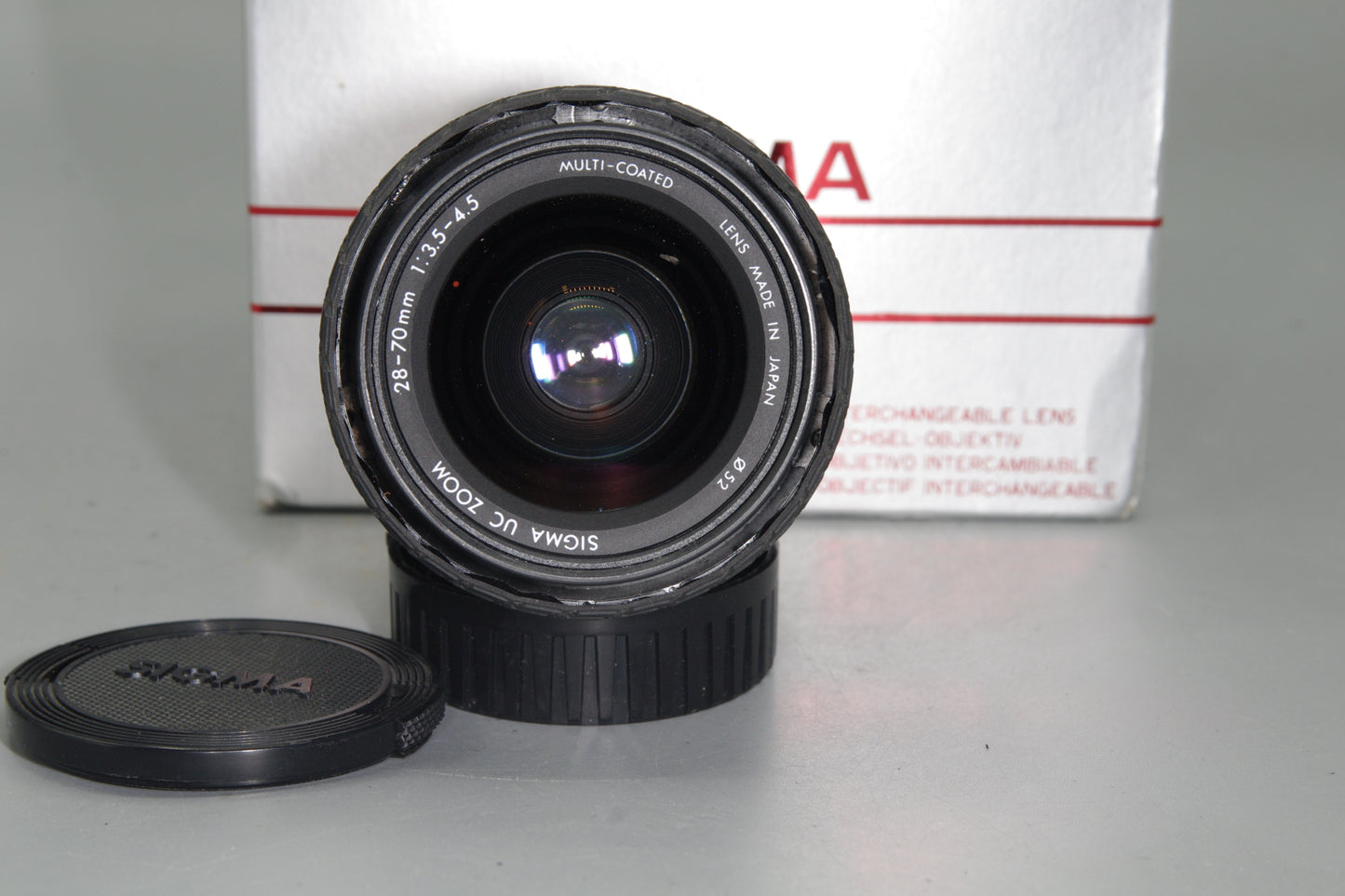 Sigma UC 28-70mm F/3.5-4.5 Multi-Coated MF Lens - Boxed