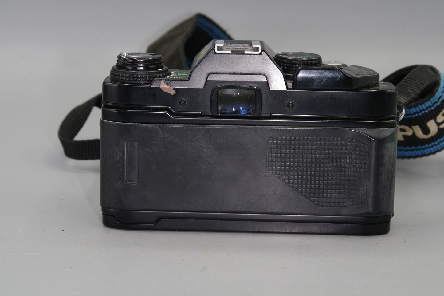 Olympus OM40 Program with 50mm Lens and Instructions - Tested