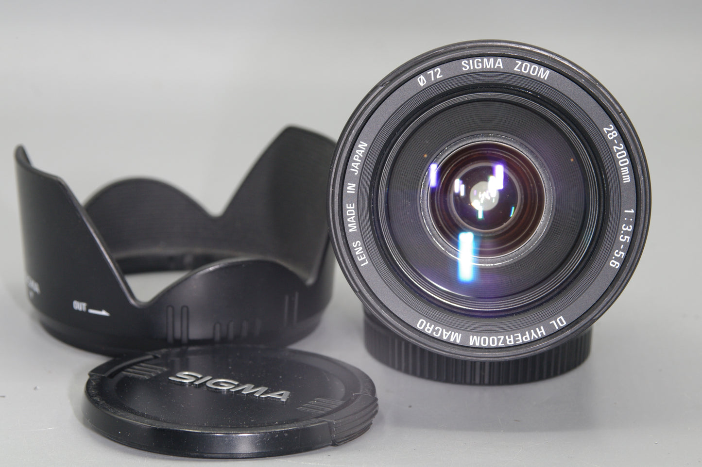 Sigma AF 28-200mm F/3.5-5.6 DL Hyperzoom Macro Lens - Canon EF Mount - Excellent