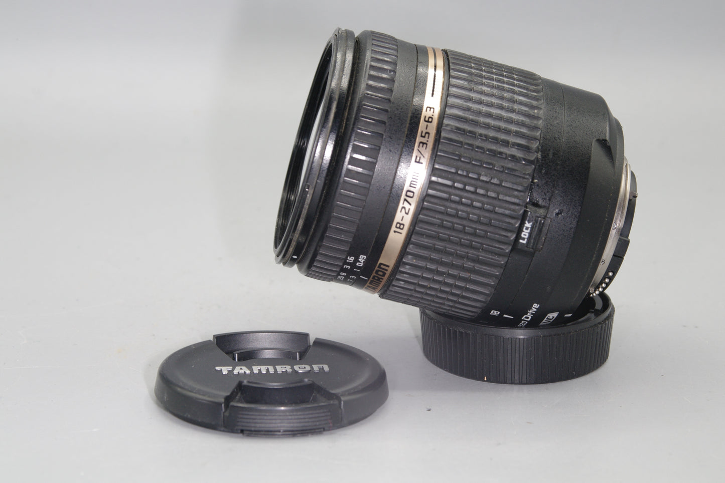 Tamron 18-270mm F/3.5-6.3 DiII Piezo Drive VC AF Lens - Nikon F Mount