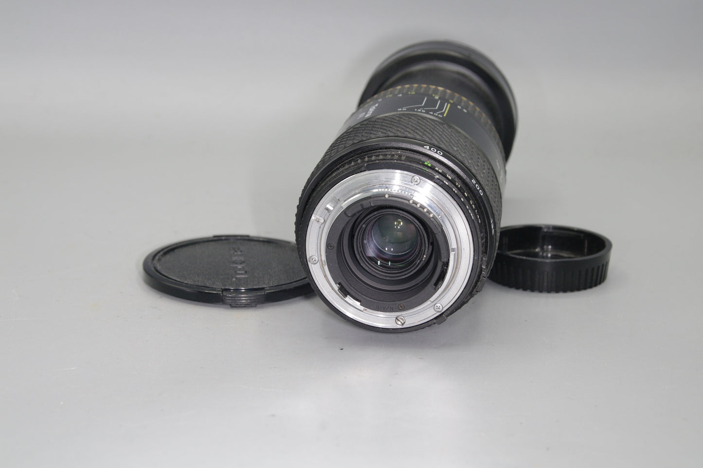 Tokina AT-X 80-400mm F/4.5-5.6 AF Lens - Nikon F Mount +both caps