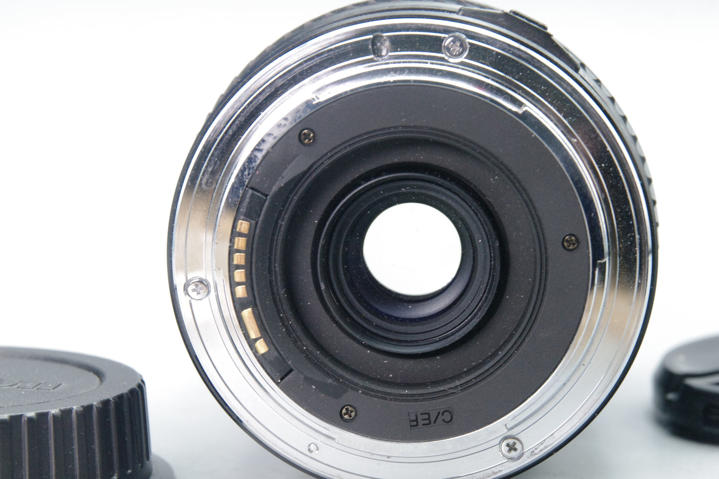 Tokina 70–210mm f/4–5.6 Telephoto Zoom Lens – Canon EF Mount – Very Good