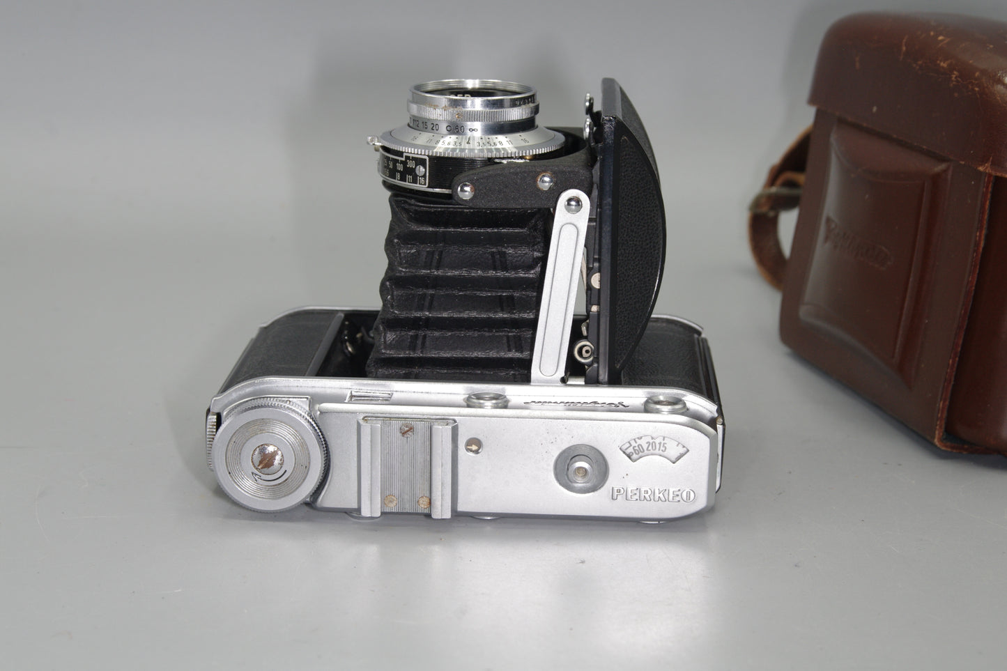 Voigtlander Perkeo IIIe Folding Rangefinder Camera with Skopar 80mm F/3.5 Lens
