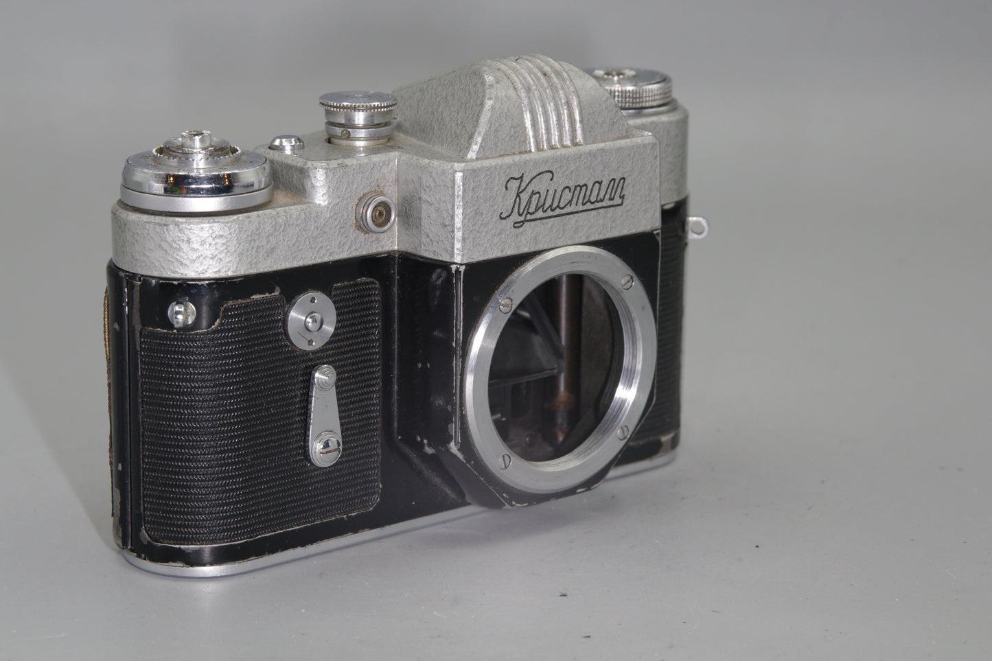 KMZ Kristall 35mm SLR – Art Deco Soviet Camera – Shutter Sticks Below 1/30 – VGC
