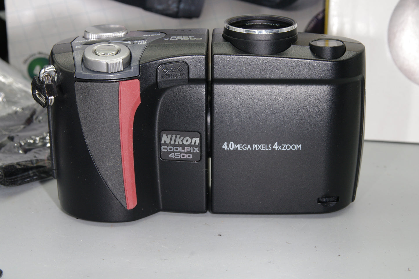 Nikon Coolpix 4500 4MP Digital Camera - Excellent Boxed Working Condition