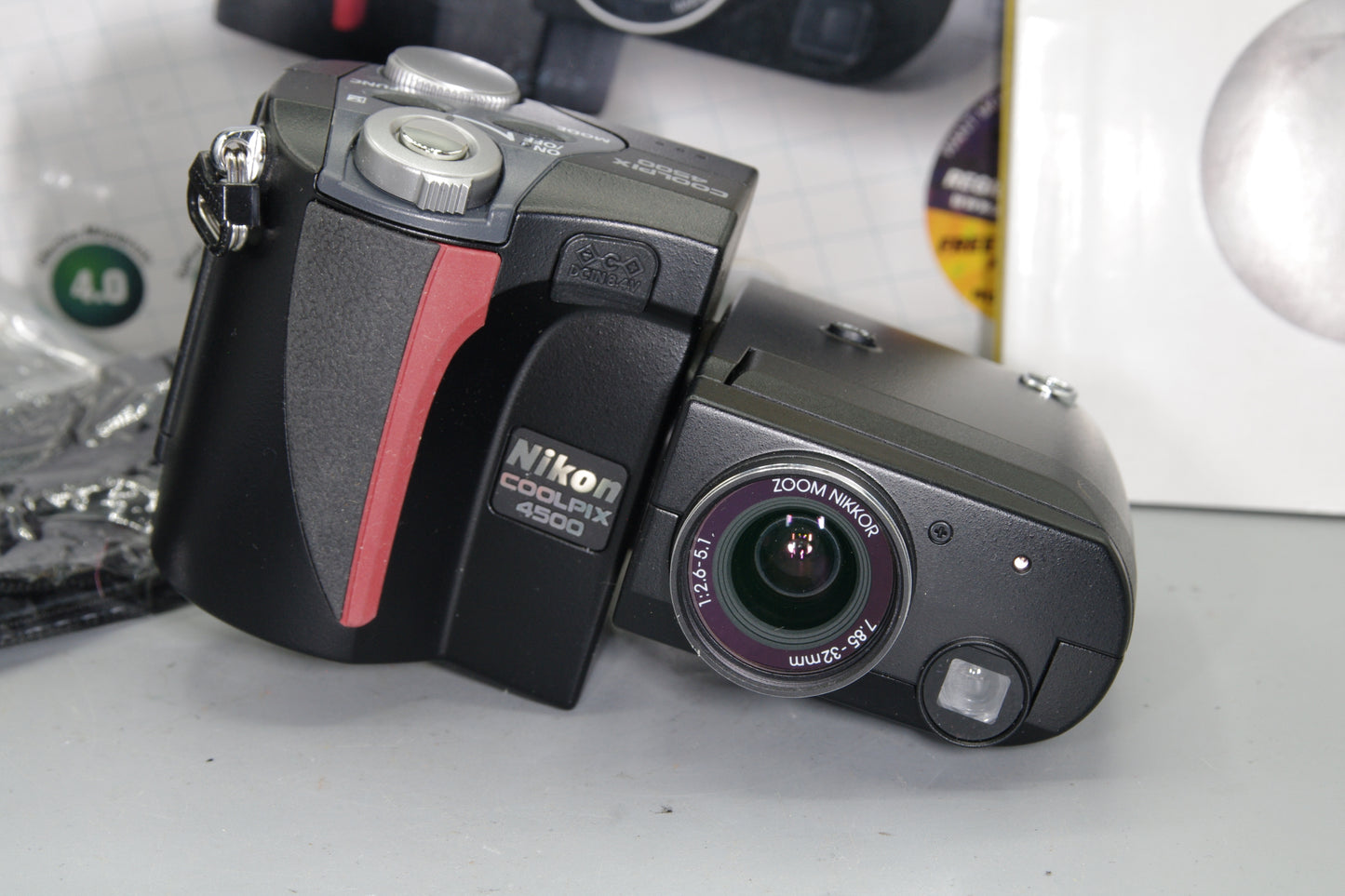 Nikon Coolpix 4500 4MP Digital Camera - Excellent Boxed Working Condition