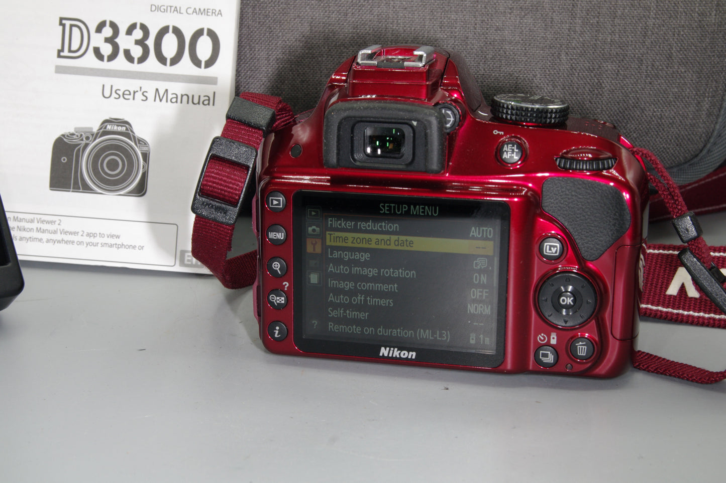 Red Nikon D3300 DSLR 24.2MP + 18-55mm VR Lens & Case – Mint – S/C 875