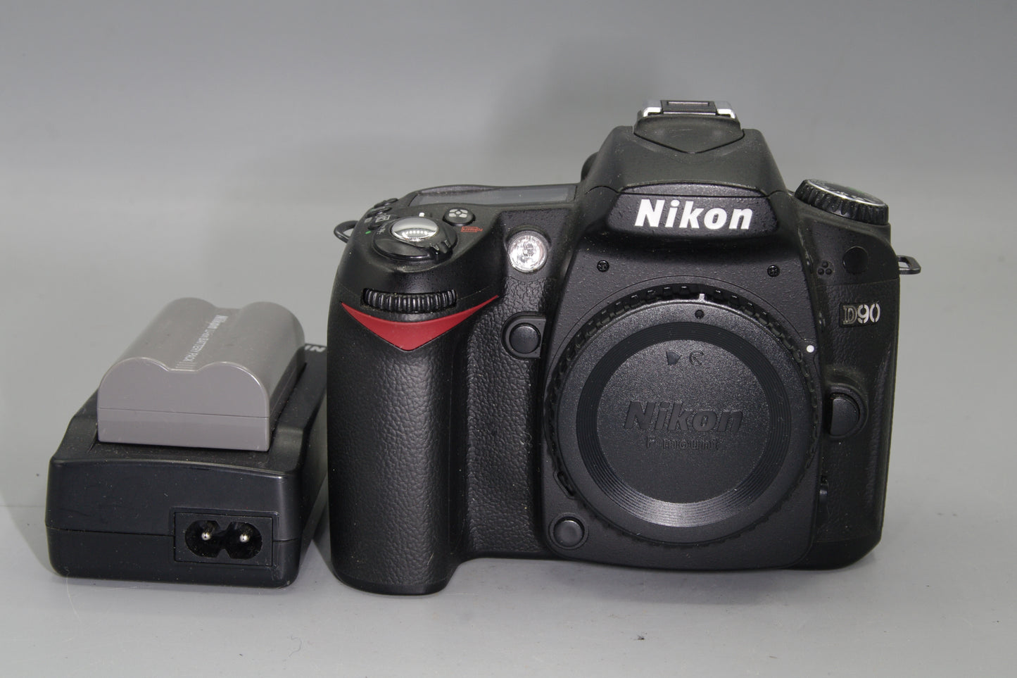 Nikon D90 12.3MP DSLR +Battery + Charger - Excellent - SC/14480