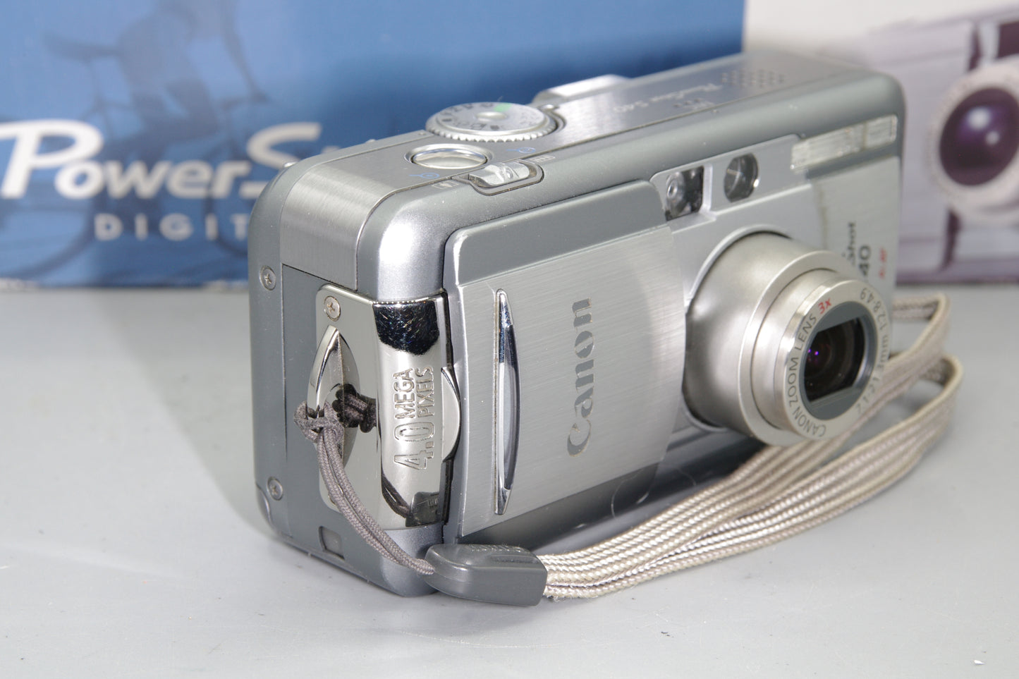 Canon PowerShot S40 4MP Digital Camera – Boxed – Very Good – Minor Scratches
