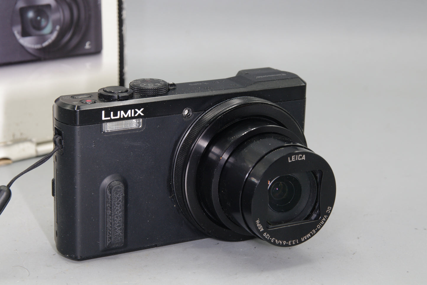 Panasonic Lumix DMC-TZ60 18.1MP 30X Optical Zoom Digital Camera - Excellent
