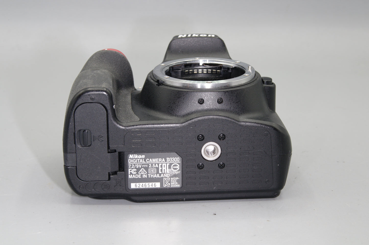 Nikon D3300 24.2MP DSLR  - Excellent Low S/C 2129