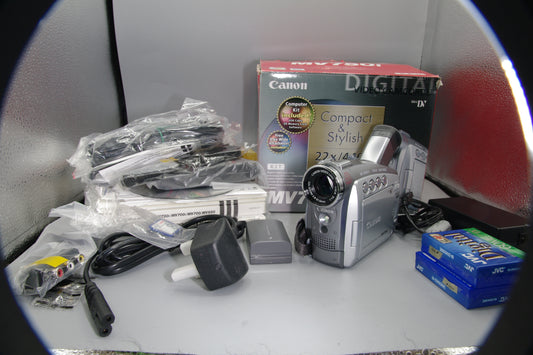 Canon MV750i MiniDV Camcorder - PAL - Boxed - Mint Condition - All Accessories