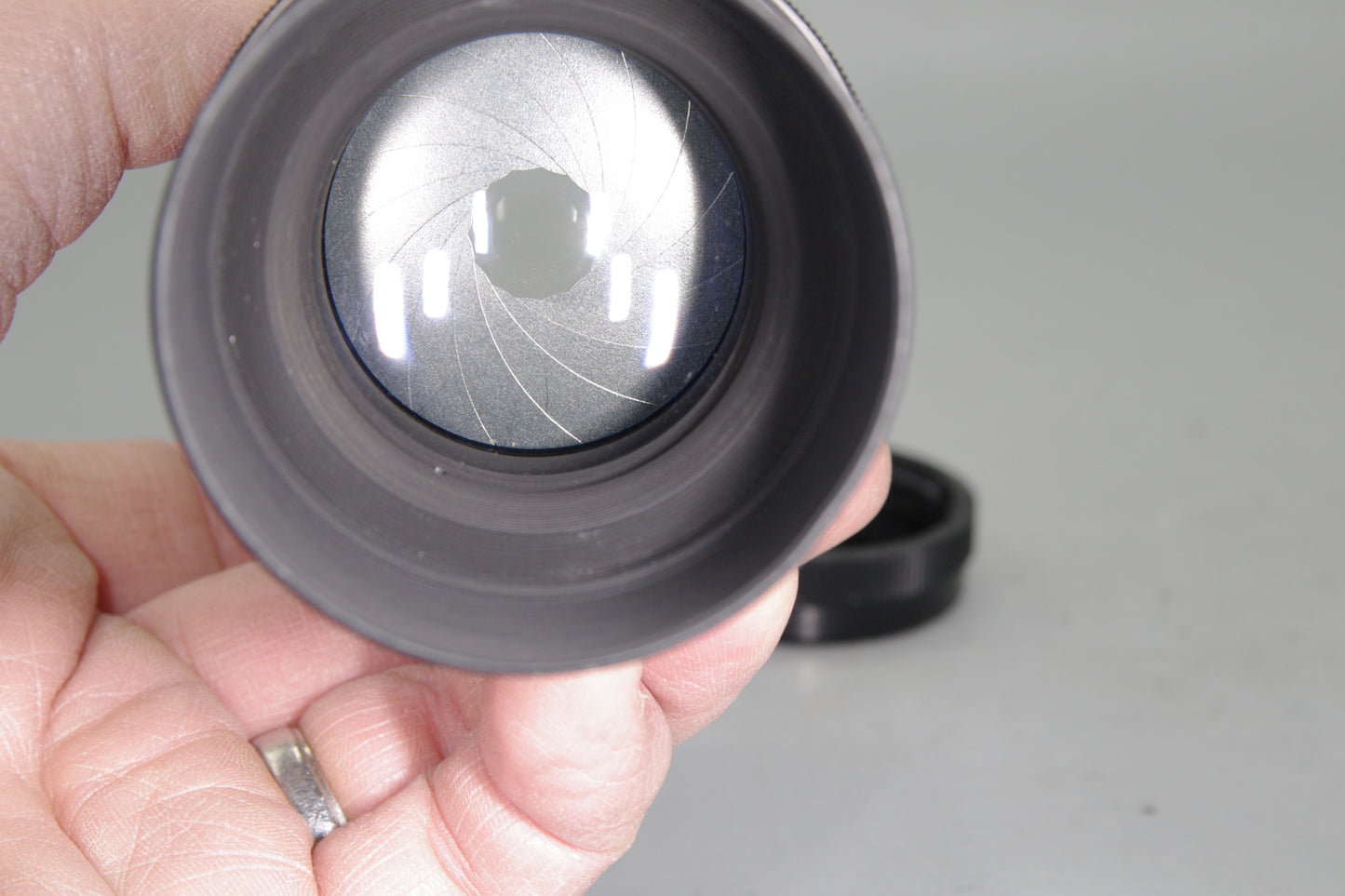 Meyer-Optik Görlitz Primotar 135mm F/3.5 Lens M42 Mount - Exellent