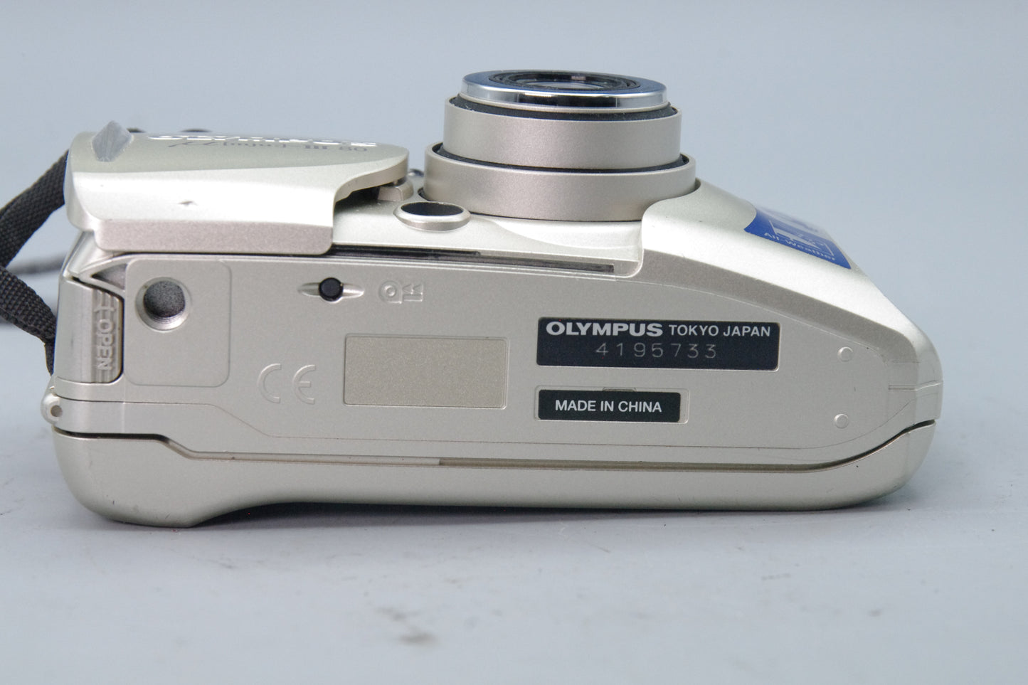 Olympus MJU III Zoom 80 35mm Film Camera - Excellent Condition