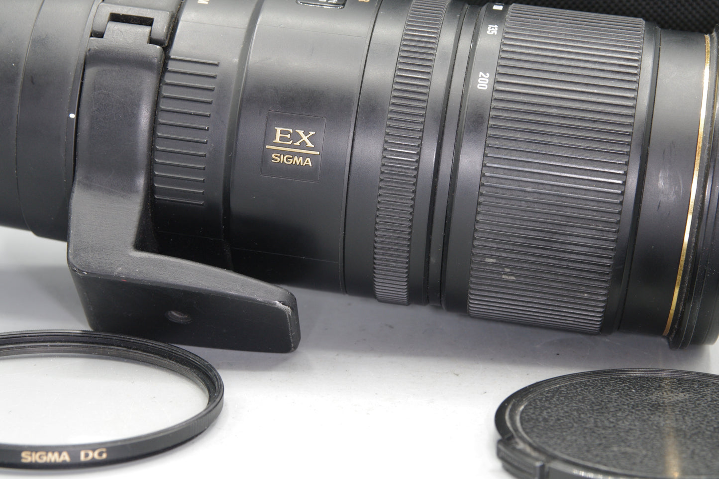Sigma APO 70-200mm F/2.8 DG HSM AF Zoom Lens Canon EF Mount -Excellent