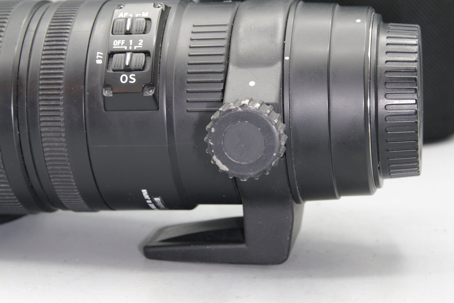 Sigma APO 70-200mm F/2.8 DG HSM AF Zoom Lens Canon EF Mount -Excellent