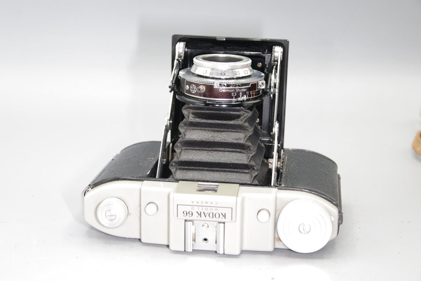 Kodak 66 Model II Folding Camera – 75mm f/6.3 Lens, 120 Film, Case, VGC