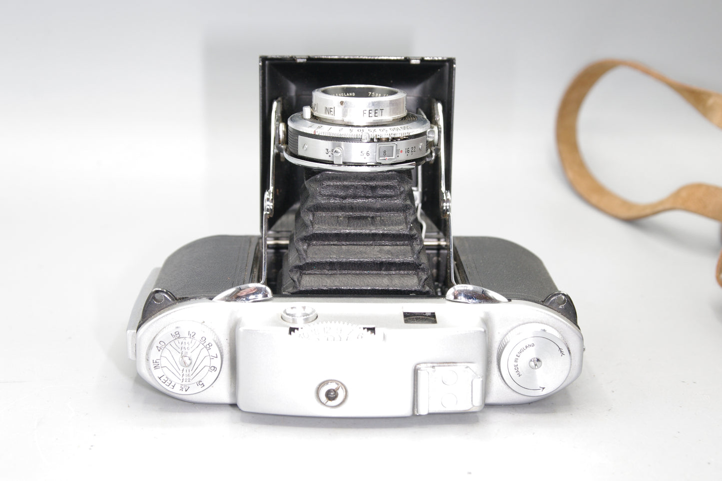 Ensign Selfix 12-20 Folding Rangefinder Camera – Ross Xpres 75mm f/3.5 Lens, Case, VGC