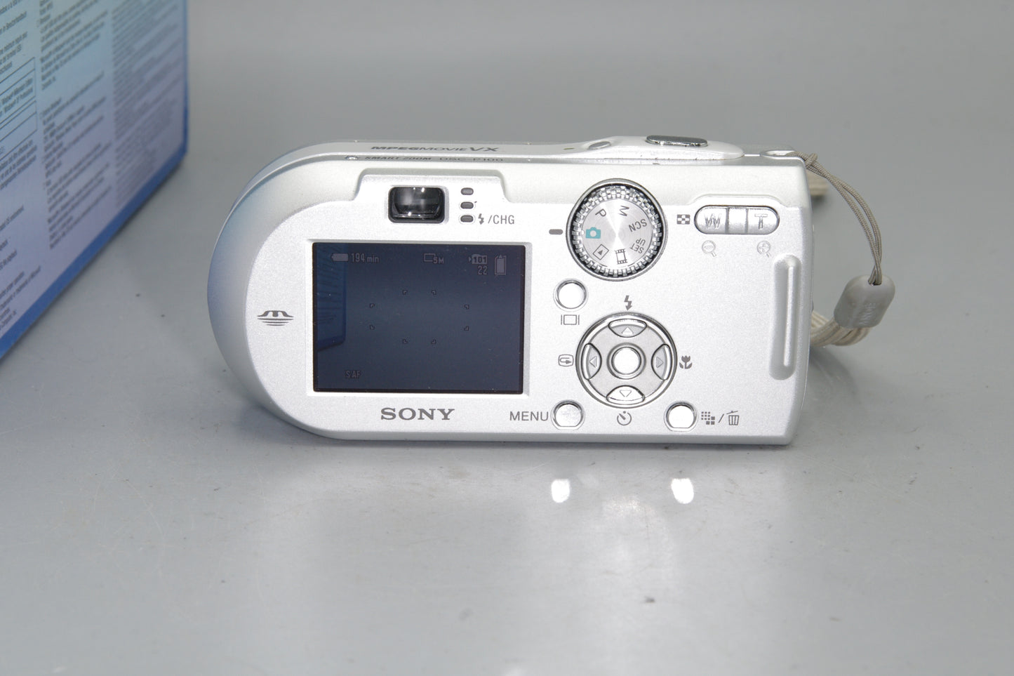 Boxed Sony Cybershot DSC-P100 5.1MP Compact Camera - Excellent