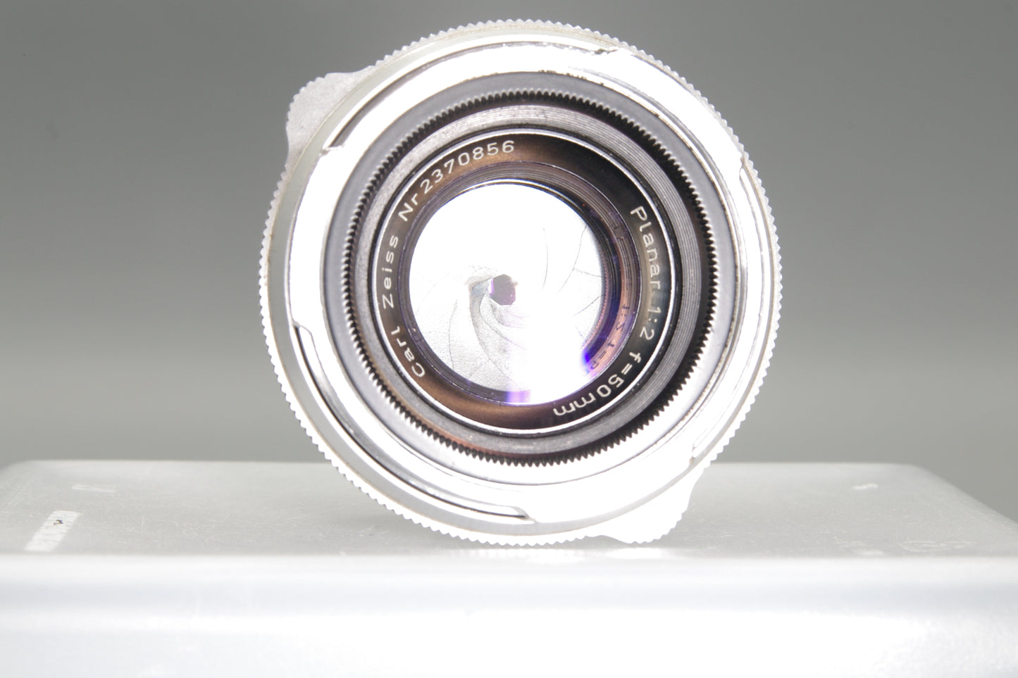 Carl Zeiss Planar 50mm f/2 Lens – Contarex Mount, Vintage, VGC with Caps