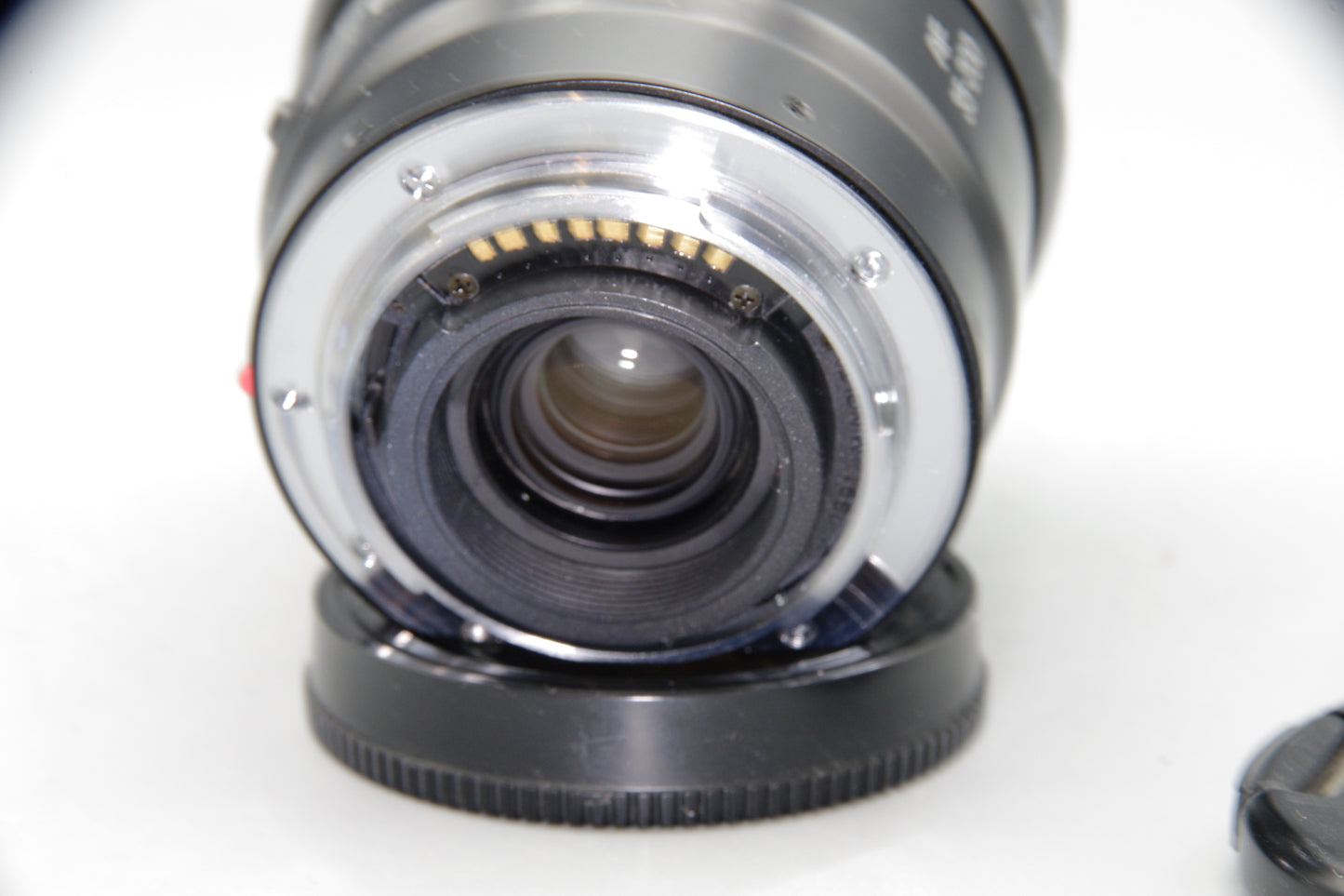 Minolta AF 35–200mm f/4.5–5.6 Xi Lens A‑Mount – Excellent with Hood